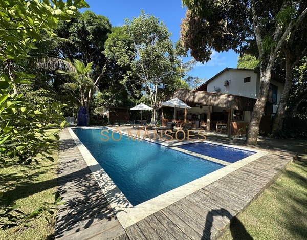 Pousada com 8 suítes à venda na Estrada dos Macacos - Trancoso/BA. 