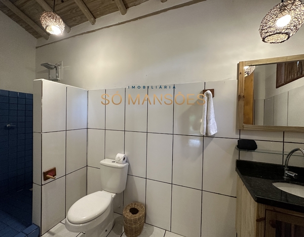 Pousada com 8 suítes à venda na Estrada dos Macacos - Trancoso/BA. 