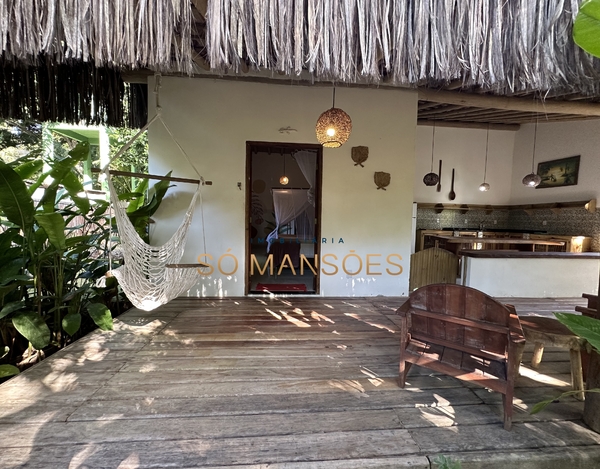 Pousada com 8 suítes à venda na Estrada dos Macacos - Trancoso/BA. 