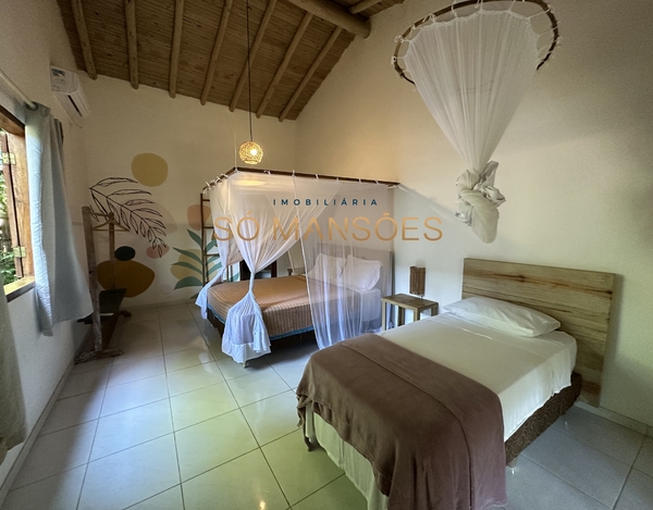 Pousada com 8 suítes à venda na Estrada dos Macacos - Trancoso/BA. 