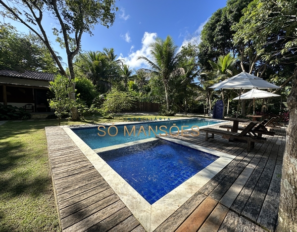 Pousada com 8 suítes à venda na Estrada dos Macacos - Trancoso/BA. 