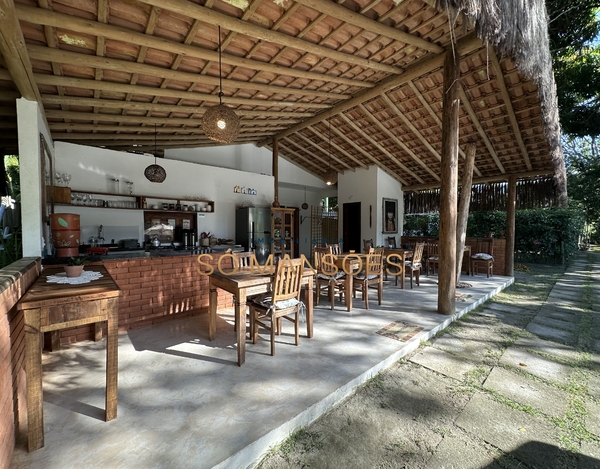 Pousada com 8 suítes à venda na Estrada dos Macacos - Trancoso/BA. 