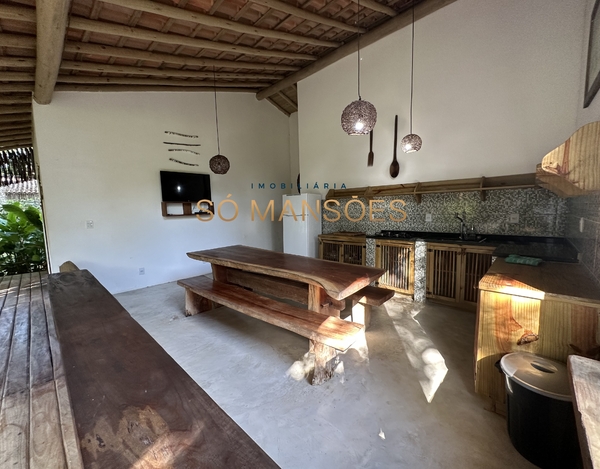 Pousada com 8 suítes à venda na Estrada dos Macacos - Trancoso/BA. 