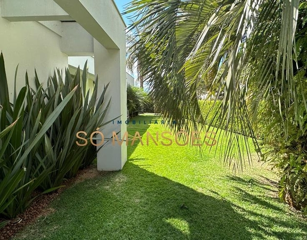 LUXUOSA CASA EM ALPHAVILLE, NOVA LIMA - OPORTUNIDADE ÚNICA.