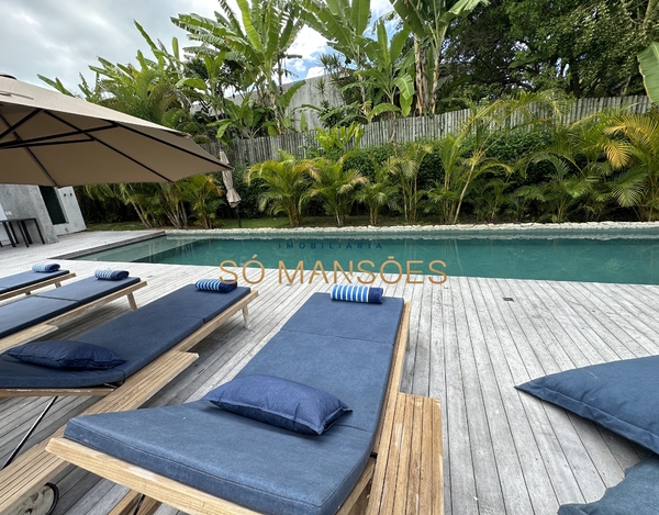 Bela casa à venda no condomínio Altos de Trancoso - Trancoso/BA