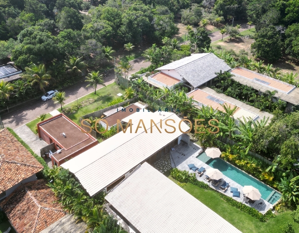 Bela casa à venda no condomínio Altos de Trancoso - Trancoso/BA