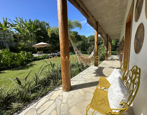 Bela casa à venda no condomínio Altos de Trancoso - Trancoso/BA