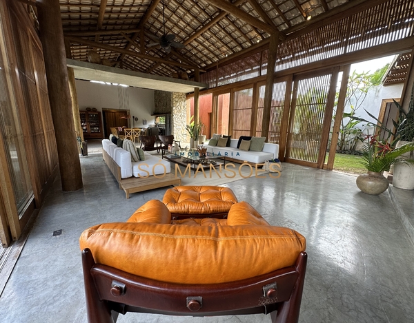 Bela casa à venda no condomínio Altos de Trancoso - Trancoso/BA