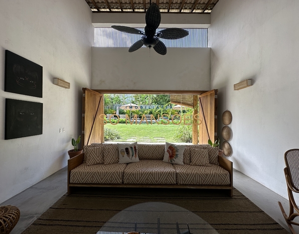 Bela casa à venda no condomínio Altos de Trancoso - Trancoso/BA