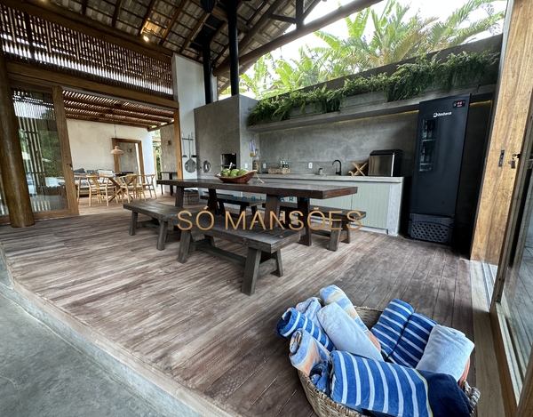 Bela casa à venda no condomínio Altos de Trancoso - Trancoso/BA
