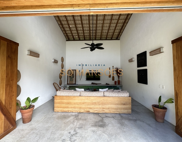 Bela casa à venda no condomínio Altos de Trancoso - Trancoso/BA