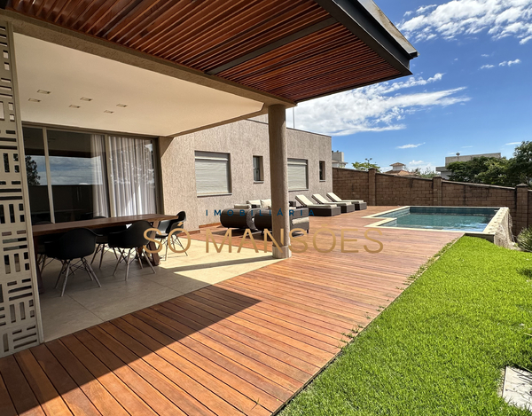 MAGNÍFICA CASA LINEAR MOBILIADA À VENDA NO ALPHAVILLE LAGOA DOS INGLESES
