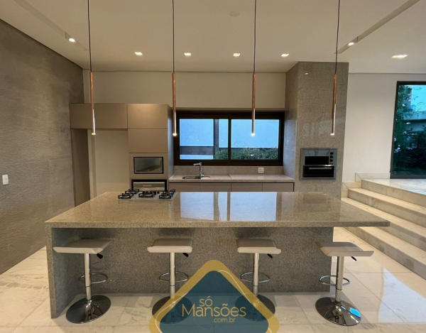 CASA À VENDA NO CONDOMÍNIO VALE DOS CRISTAIS NOVA LIMA