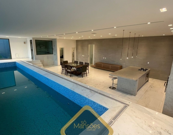 Casa de Luxo de 732 m² à Venda com 5 Suítes e Vista Panorâmica no Vale dos Cristais, Nova Lima - MG