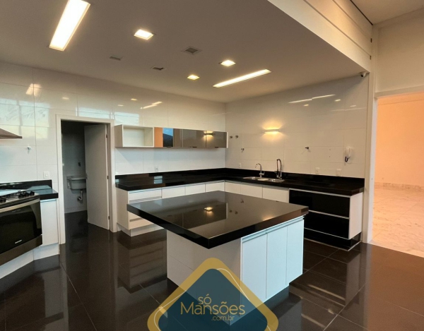 CASA À VENDA NO CONDOMÍNIO VALE DOS CRISTAIS NOVA LIMA