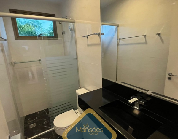 CASA À VENDA NO CONDOMÍNIO VALE DOS CRISTAIS NOVA LIMA