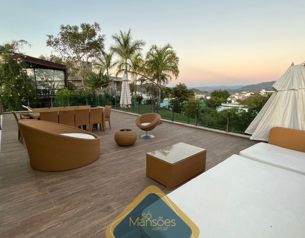 CASA À VENDA NO CONDOMÍNIO VALE DOS CRISTAIS NOVA LIMA