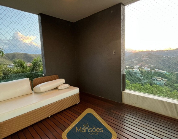 CASA À VENDA NO CONDOMÍNIO VALE DOS CRISTAIS NOVA LIMA