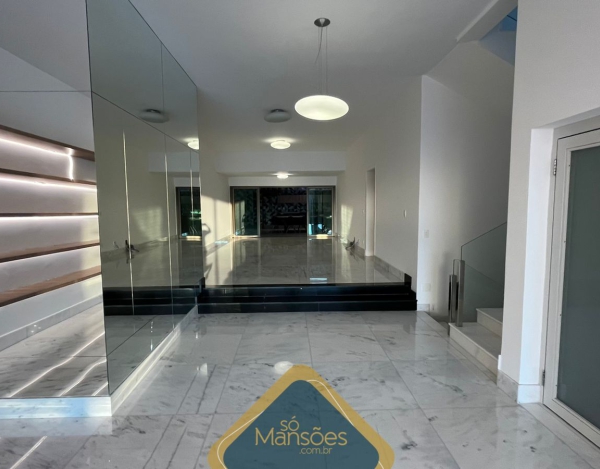 CASA À VENDA NO CONDOMÍNIO VALE DOS CRISTAIS NOVA LIMA