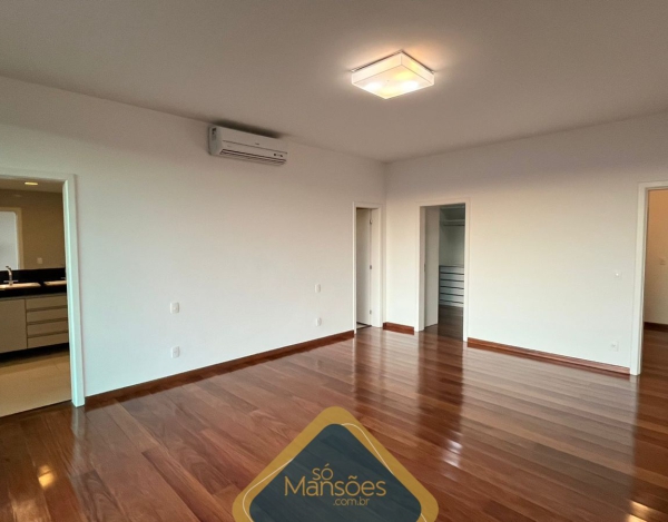 CASA À VENDA NO CONDOMÍNIO VALE DOS CRISTAIS NOVA LIMA