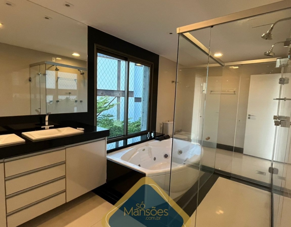 CASA À VENDA NO CONDOMÍNIO VALE DOS CRISTAIS NOVA LIMA