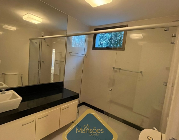 CASA À VENDA NO CONDOMÍNIO VALE DOS CRISTAIS NOVA LIMA