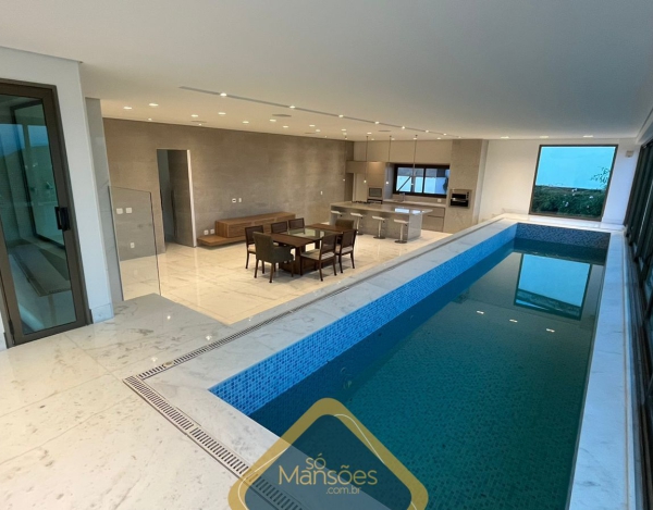 CASA À VENDA NO CONDOMÍNIO VALE DOS CRISTAIS NOVA LIMA