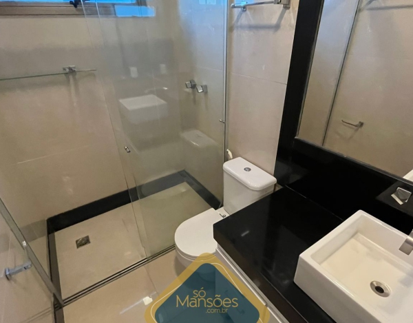 CASA À VENDA NO CONDOMÍNIO VALE DOS CRISTAIS NOVA LIMA