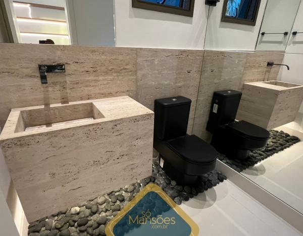 CASA À VENDA NO CONDOMÍNIO VALE DOS CRISTAIS NOVA LIMA