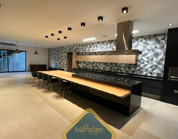 CASA À VENDA NO CONDOMÍNIO VALE DOS CRISTAIS NOVA LIMA