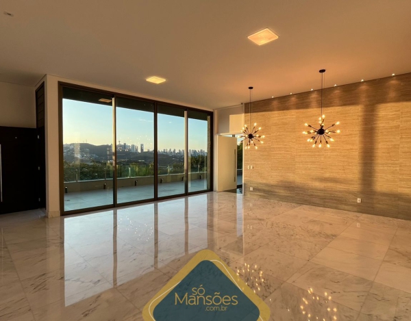 CASA À VENDA NO CONDOMÍNIO VALE DOS CRISTAIS NOVA LIMA