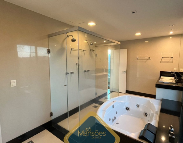 CASA À VENDA NO CONDOMÍNIO VALE DOS CRISTAIS NOVA LIMA