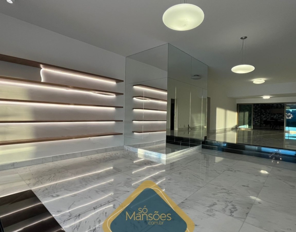 CASA À VENDA NO CONDOMÍNIO VALE DOS CRISTAIS NOVA LIMA