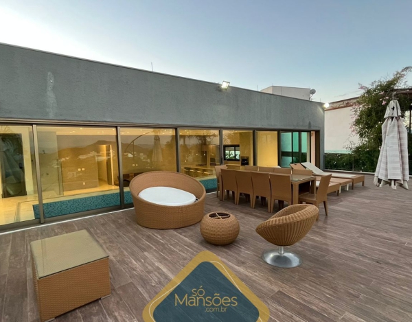 CASA À VENDA NO CONDOMÍNIO VALE DOS CRISTAIS NOVA LIMA