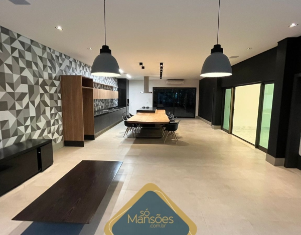 CASA À VENDA NO CONDOMÍNIO VALE DOS CRISTAIS NOVA LIMA