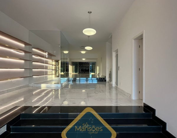 CASA À VENDA NO CONDOMÍNIO VALE DOS CRISTAIS NOVA LIMA