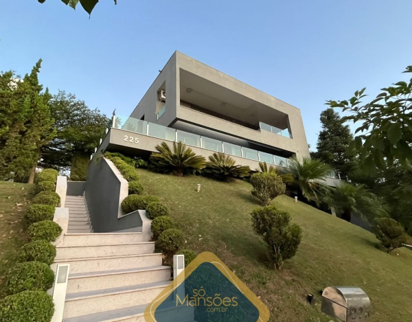 CASA À VENDA NO CONDOMÍNIO VALE DOS CRISTAIS NOVA LIMA