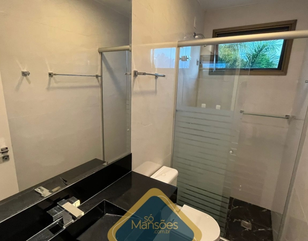 CASA À VENDA NO CONDOMÍNIO VALE DOS CRISTAIS NOVA LIMA