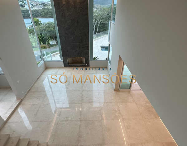 MAGNÍFICA CASA À VENDA COM VISTA PARA A LAGOA NO ALPHAVILLE LAGOA DOS INGLESES