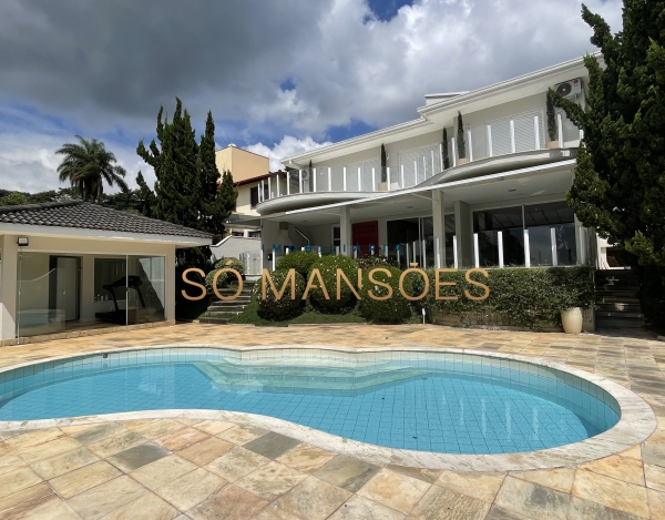 Casa Espaçosa de 341 m² à Venda com 4 Suítes e Vista Espetacular no Residencial Sul, Nova Lima - MG