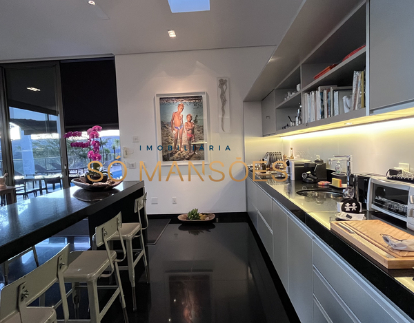 EXCLUSIVIDADE ÚNICA! LUXUOSA RESIDÊNCIA NO CONDOMÍNIO VALE DOS CRISTAIS À VENDA - SÓ MANSÕES