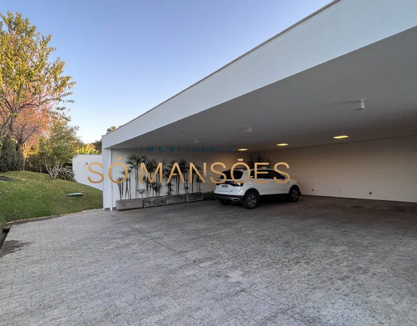 EXCLUSIVIDADE ÚNICA! LUXUOSA RESIDÊNCIA NO CONDOMÍNIO VALE DOS CRISTAIS À VENDA - SÓ MANSÕES