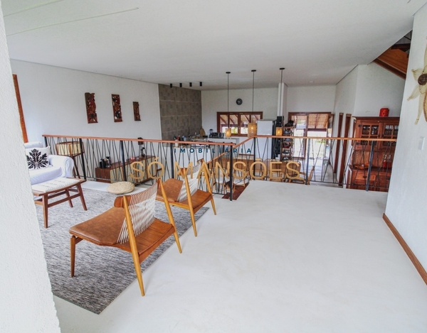 Bela casa de 356m² à venda no condomínio Outeiro das Brisas - Trancoso/BA.