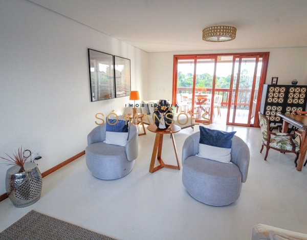 Linda casa de 380m² à venda no condomínio Outeiro das Brisas -Trancoso/BA.