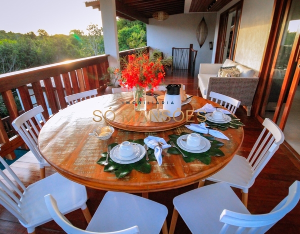 Linda casa de 380m² à venda no condomínio Outeiro das Brisas -Trancoso/BA.