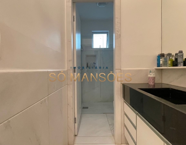 EXCELENTE CASA DISPONÍVEL PARA VENDA NO BAIRRO MANGABEIRAS.