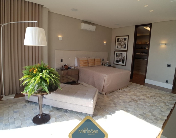 Casa de 802m² à venda no Vale dos Cristais.