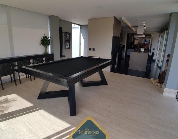 Casa de 802m² à venda no Vale dos Cristais.