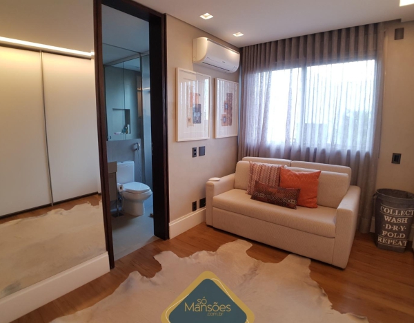 Casa de 802m² à venda no Vale dos Cristais.