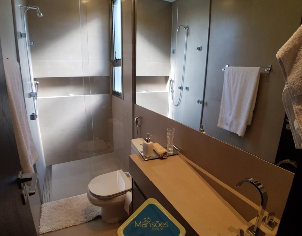 Casa de 802m² à venda no Vale dos Cristais.